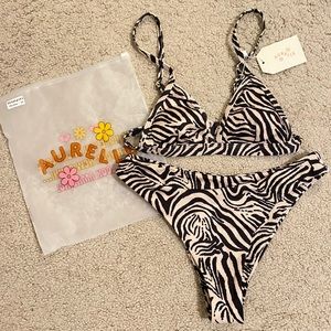 NWT two-piece bathing suit